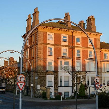 Sea Views Stunning 2 Bedroom Apartment # Lowestoft Εξωτερικό φωτογραφία