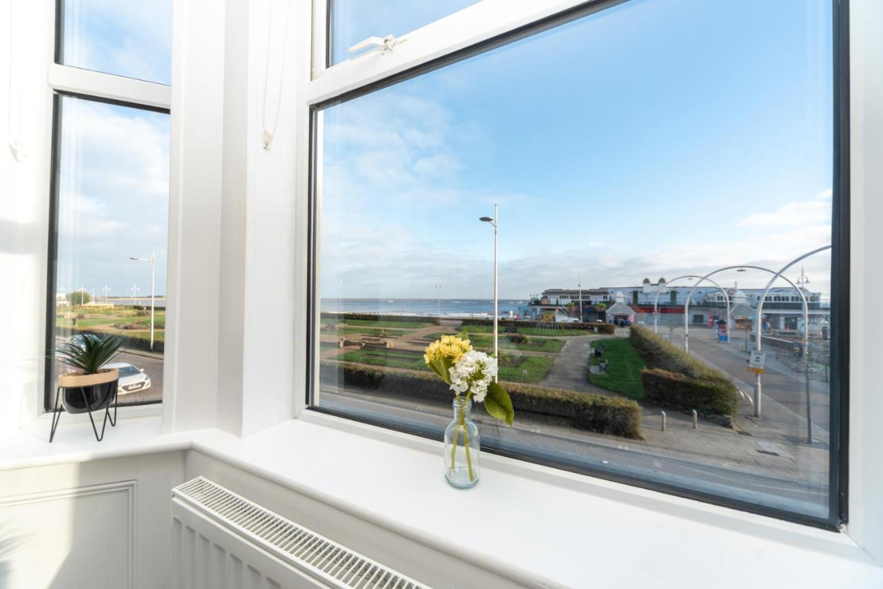 Sea Views Stunning 2 Bedroom Apartment # Lowestoft Εξωτερικό φωτογραφία