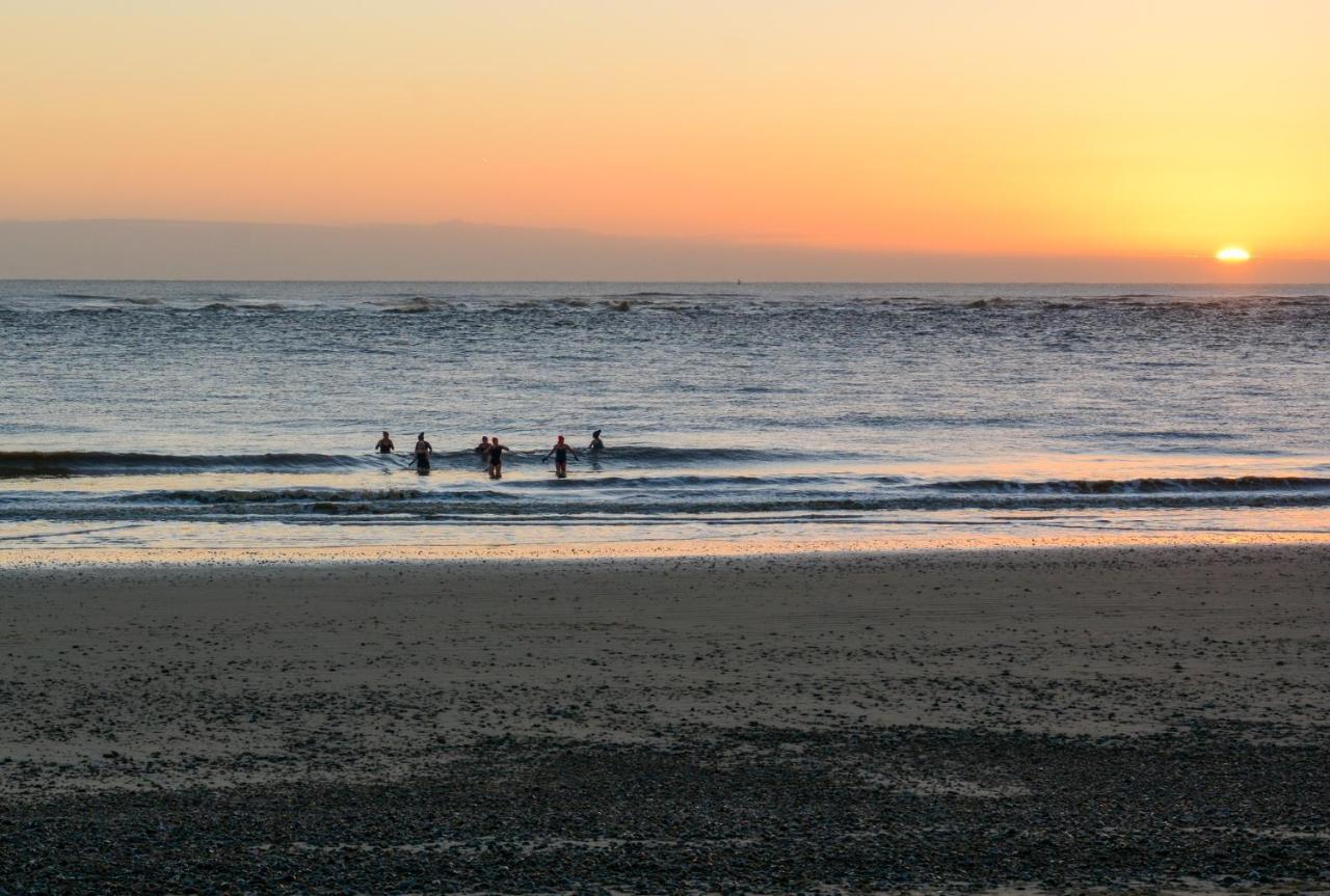 Sea Views Stunning 2 Bedroom Apartment # Lowestoft Εξωτερικό φωτογραφία