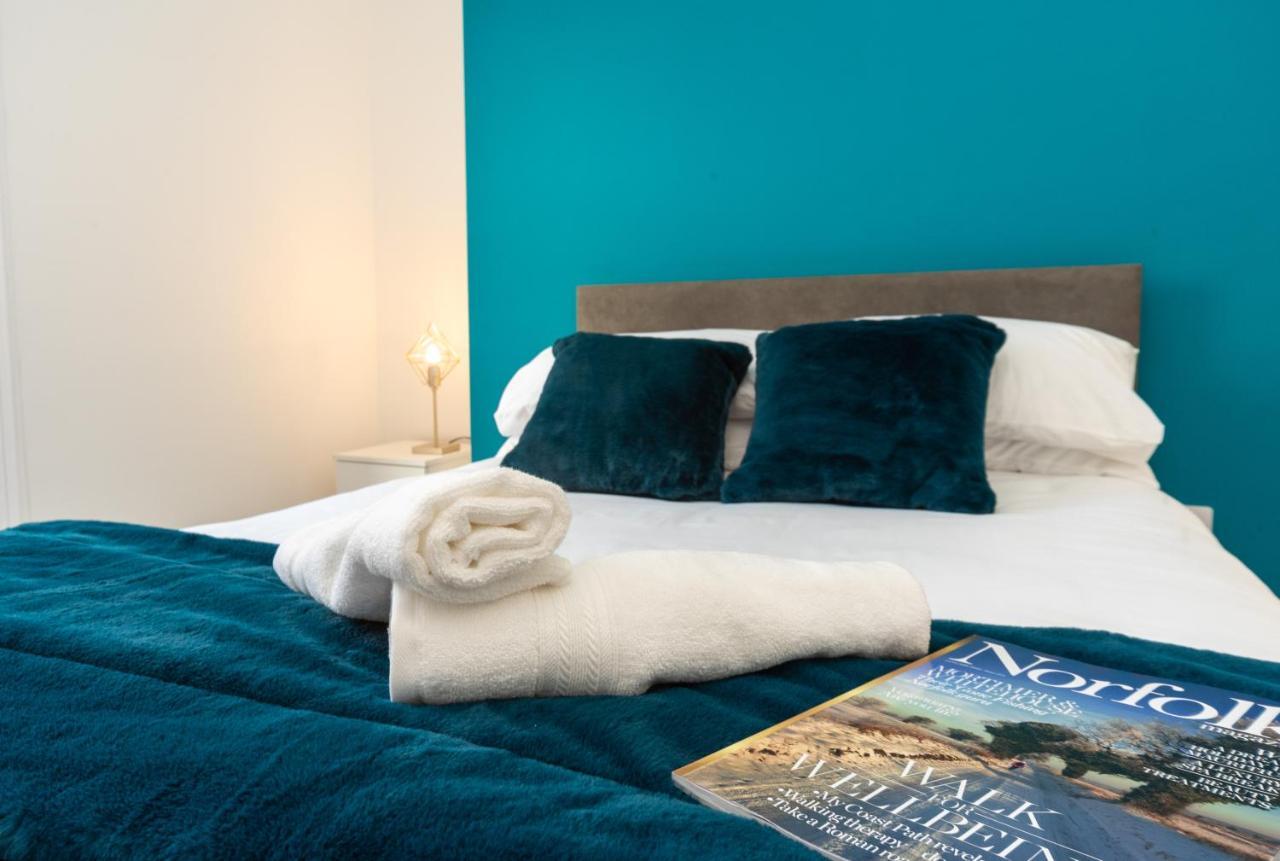 Sea Views Stunning 2 Bedroom Apartment # Lowestoft Εξωτερικό φωτογραφία